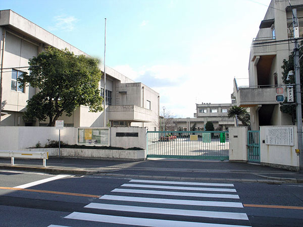 シーズンコート 中学校