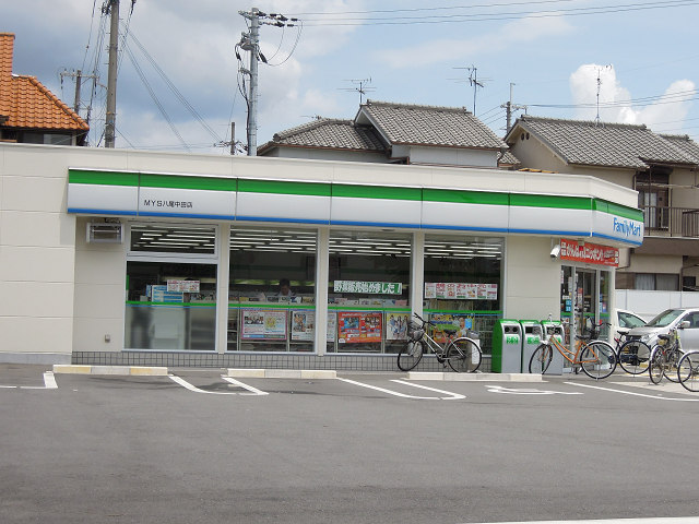 シティガーデン藤 コンビ二